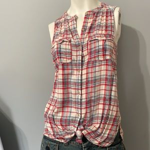 Maurice’s sleeveless top, size M. Bundle & Save! Or make offers!